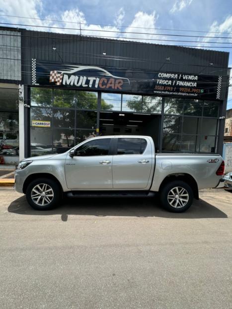 TOYOTA Hilux Caminhonete 2.8 16V SRV 4X4 DIESEL CABINE DUPLA AUTOMTICO, Foto 9