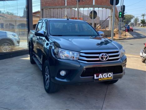 TOYOTA Hilux Caminhonete , Foto 3
