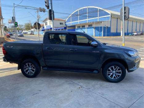 TOYOTA Hilux Caminhonete , Foto 6