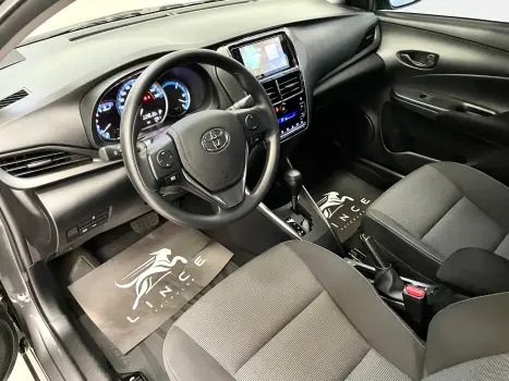TOYOTA Yaris Sedan 1.5 16V 4P FLEX XL MULTIDRIVE AUTOMTICO CVT, Foto 8
