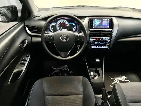 TOYOTA Yaris Sedan 1.5 16V 4P FLEX XL MULTIDRIVE AUTOMTICO CVT, Foto 11