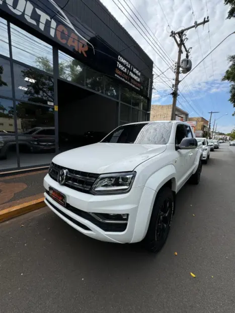 VOLKSWAGEN Amarok 3.0 V6 CABINE DUPLA HIGHLINE 4X4 TURBO INTERCOOLER AUTOMTICO, Foto 3