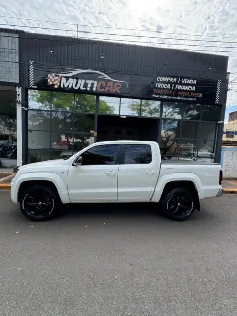 VOLKSWAGEN Amarok 3.0 V6 CABINE DUPLA HIGHLINE 4X4 TURBO INTERCOOLER AUTOMTICO, Foto 4