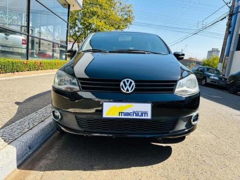 VOLKSWAGEN Fox 1.6 4P, Foto 2