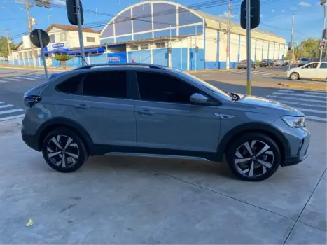 VOLKSWAGEN Nivus 1.0 4P FLEX 200 TSI HIGHLINE TURBO AUTOMTICO, Foto 4