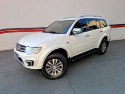 MITSUBISHI Pajero 3.2 16V 4P 4X4 7 LUGARES HPE TURBO DIESEL INTERCOOLER AUTOM�TICO