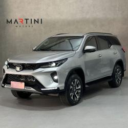 TOYOTA Hilux SW4 2.8 16V 4P SRX PLATINUM 4X4 7 LUGARES TURBO DIESEL AUTOM�TICO