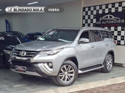 TOYOTA Hilux SW4 4.0 V6 24V 4P SRX 4X4 7 LUGARES AUTOM�TICO