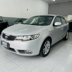 KIA Cerato Sedan 1.6 16V 4P E.283