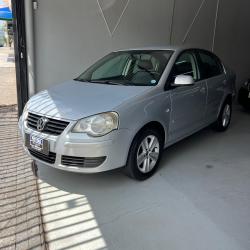 VOLKSWAGEN Polo Hatch 1.6 4P FLEX