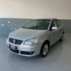 VOLKSWAGEN Polo Sedan 1.6 4P CONFORTLINE