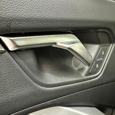 AUDI Q3 2.0 40 4P TFSI SPORTBACK PERFORMANCE BLACK QUATTRO TIPTRONIC AUTOM�TICO, Foto 21