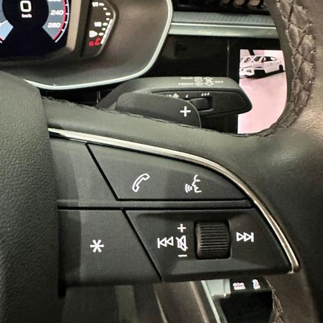 AUDI Q3 2.0 40 4P TFSI SPORTBACK PERFORMANCE BLACK QUATTRO TIPTRONIC AUTOM�TICO, Foto 23