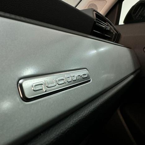 AUDI Q3 2.0 40 4P TFSI SPORTBACK PERFORMANCE BLACK QUATTRO TIPTRONIC AUTOM�TICO, Foto 24