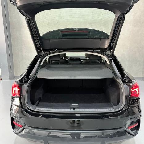 AUDI Q3 2.0 40 4P TFSI SPORTBACK PERFORMANCE BLACK QUATTRO TIPTRONIC AUTOM�TICO, Foto 30