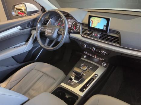AUDI Q5 2.0 16V 4P 45 TFSI PRESTIGE QUATTRO S-TRONIC AUTOM�TICO, Foto 5