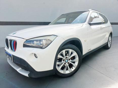BMW X1 2.0 16V 4P 18I S DRIVE AUTOM�TICO, Foto 2
