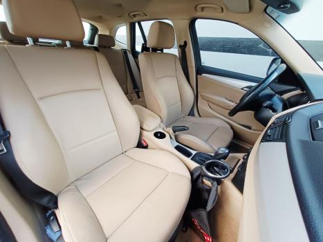 BMW X1 2.0 16V 4P 18I S DRIVE AUTOM�TICO, Foto 10