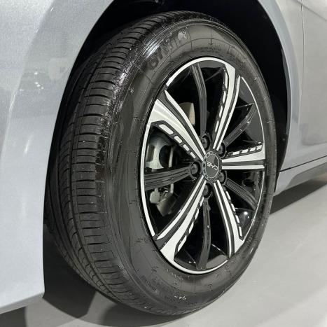 BYD King 1.5 16V 4P GL DM-I PHEV AUTOM�TICO, Foto 27