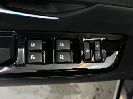 CHANGAN Uni-T 1.5 16V 4P FLEX TGDI 7DCT AUTOMÁTICO, Foto 16
