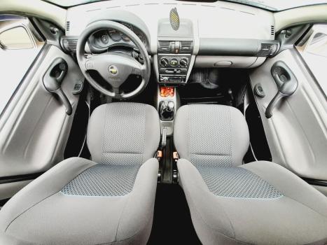 CHEVROLET Classic Sedan 1.0 4P VHCE FLEX LS, Foto 4