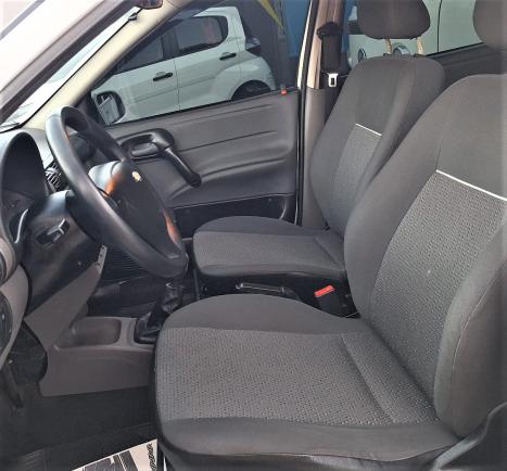 CHEVROLET Classic Sedan 1.0 4P VHCE FLEX LS, Foto 10