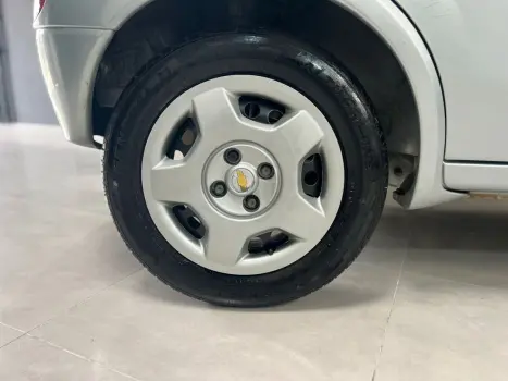 CHEVROLET Corsa Hatch 1.4 4P MAXX FLEX, Foto 9