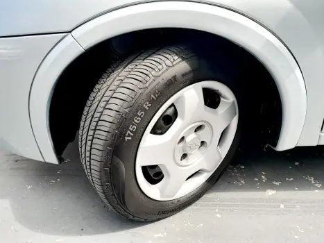 CHEVROLET Corsa Hatch 1.4 4P MAXX FLEX, Foto 9