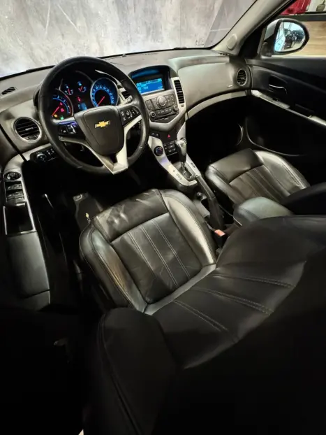 CHEVROLET Cruze Sedan 1.4 16V 4P LT FLEX TURBO AUTOM�TICO, Foto 12