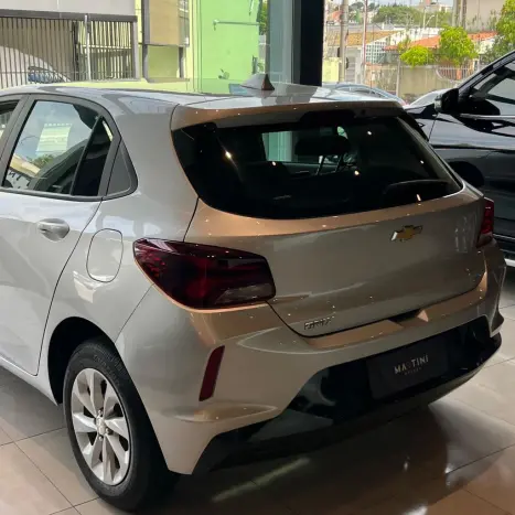 CHEVROLET Onix Hatch 1.0 12V 4P FLEX LT TURBO, Foto 6 CHEVROLET Onix Hatch 1.0 12V 4P FLEX LT TURBO, Foto 6