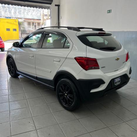 CHEVROLET Onix Hatch 1.4 4P FLEX ACTIV AUTOMTICO, Foto 6