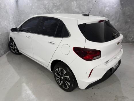 CHEVROLET Onix Hatch 1.0 12V 4P FLEX PREMIER 2 TURBO AUTOMÁTICO, Foto 6 CHEVROLET Onix Hatch 1.0 12V 4P FLEX PREMIER 2 TURBO AUTOMÁTICO, Foto 6