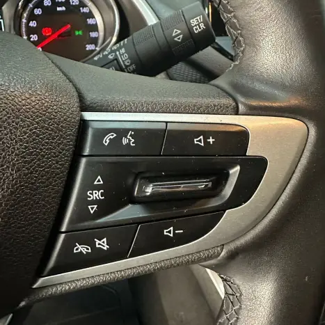 CHEVROLET Onix Hatch 1.0 12V 4P FLEX LTZ TURBO, Foto 18