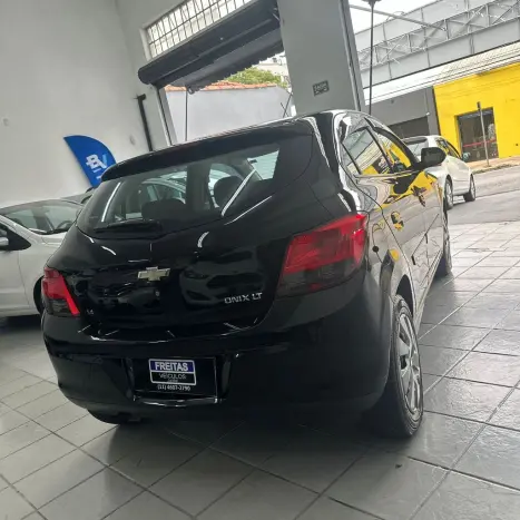 CHEVROLET Onix Hatch 1.4 4P FLEX LT, Foto 6