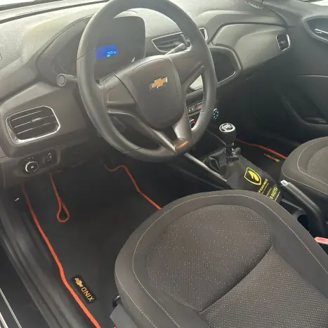 CHEVROLET Onix Hatch 1.4 4P FLEX LT, Foto 7