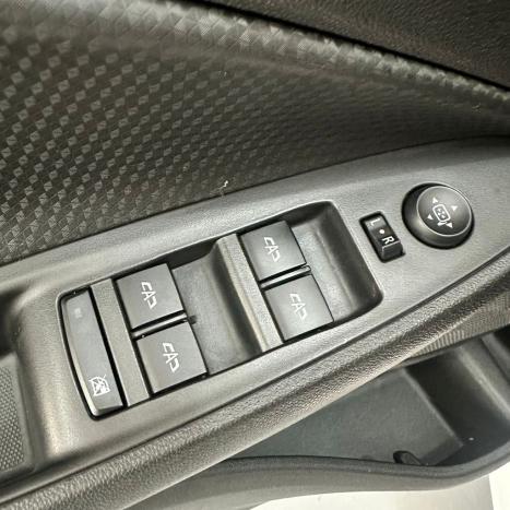 CHEVROLET Onix Hatch 1.0 4P FLEX LTZ TURBO AUTOM�TICO, Foto 17