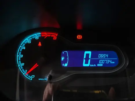 CHEVROLET Onix Hatch 1.0 4P FLEX LT, Foto 4