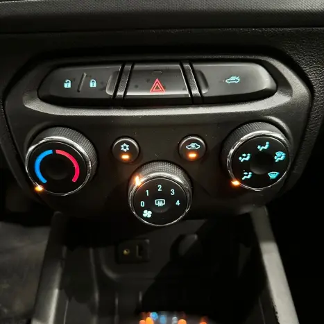 CHEVROLET Onix Hatch 1.4 4P FLEX LTZ, Foto 13