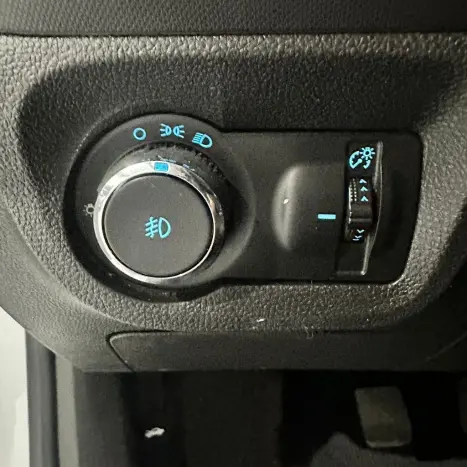 CHEVROLET Onix Hatch 1.4 4P FLEX LTZ, Foto 18