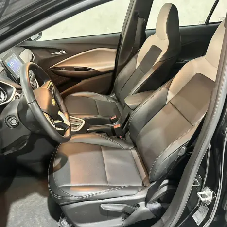 CHEVROLET Onix Hatch 1.0 12V 4P FLEX PREMIER TURBO AUTOM�TICO, Foto 22