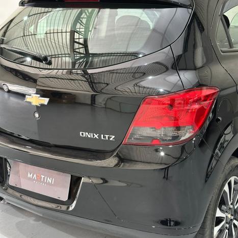 CHEVROLET Onix Hatch 1.4 4P FLEX LTZ, Foto 8