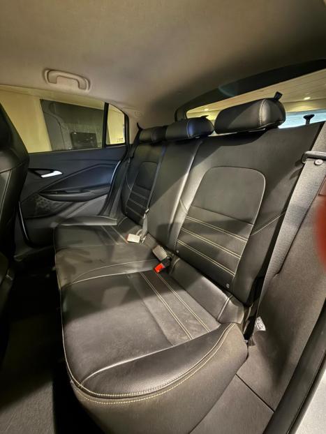 CHEVROLET Onix Hatch 1.0 12V 4P FLEX LTZ TURBO, Foto 10