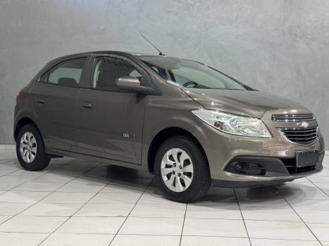 CHEVROLET Onix Hatch 1.0 4P FLEX LT, Foto 1