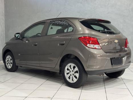 CHEVROLET Onix Hatch 1.0 4P FLEX LT, Foto 6