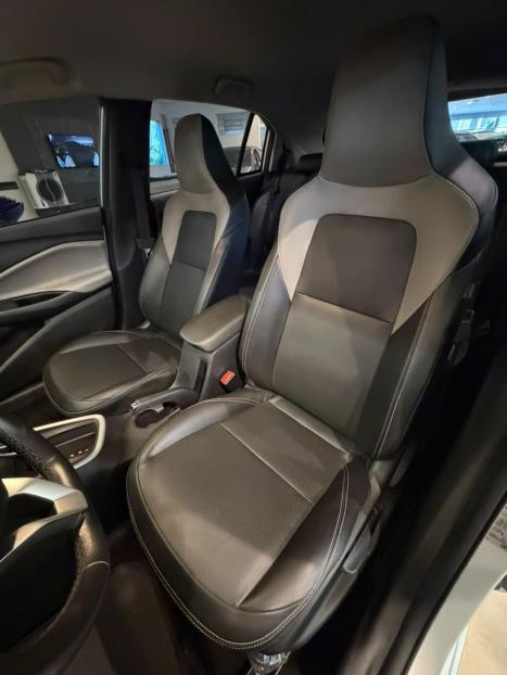 CHEVROLET Onix Hatch 1.0 12V 4P FLEX PREMIER 2 TURBO AUTOM�TICO, Foto 17