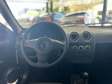 CHEVROLET Prisma 1.4 4P MAXX FLEX, Foto 9 CHEVROLET Prisma 1.4 4P MAXX FLEX, Foto 9