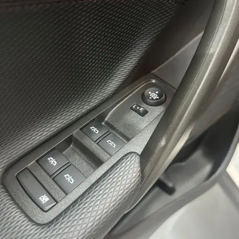 CHEVROLET Tracker 1.2 12V 4P FLEX TURBO RS AUTOMTICO, Foto 19