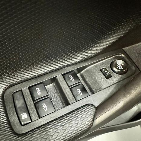 CHEVROLET Tracker 1.0 12V 4P FLEX TURBO LTZ AUTOM�TICO, Foto 17