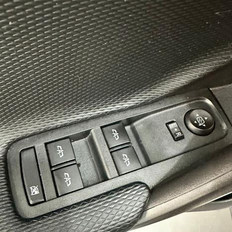 CHEVROLET Tracker 1.0 12V 4P FLEX TURBO LT AUTOM�TICO, Foto 17