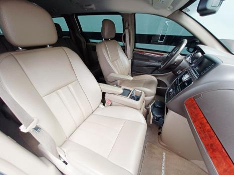 CHRYSLER Town & Country 3.6 V6 12V 4P LIMITED AUTOM�TICO, Foto 13